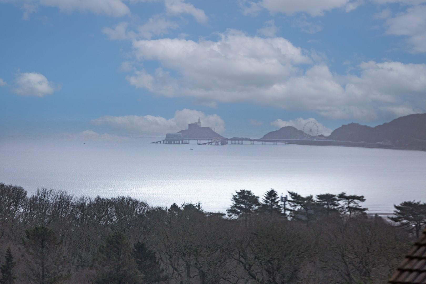 Westport Avenue, Mayals, Swansea, SA3 5EF